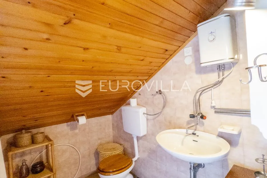 otok hvar, lijepa kamena kuća na mirnoj lokaciji - slika 14