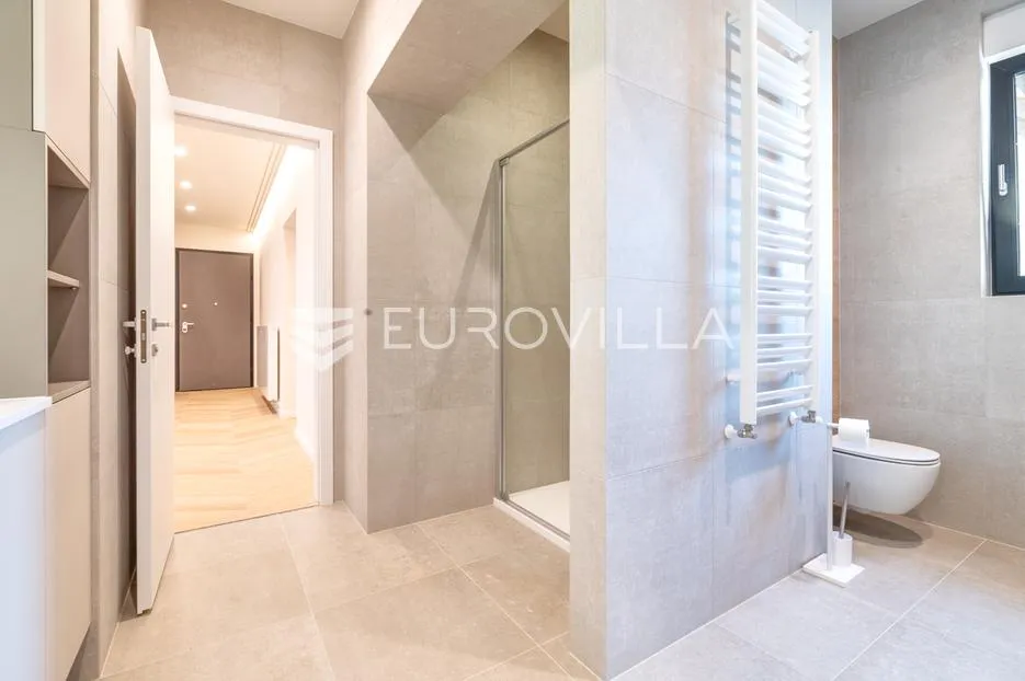 zagreb, bogovićeva, luksuzan četverosoban penthouse 150 m² - slika 8