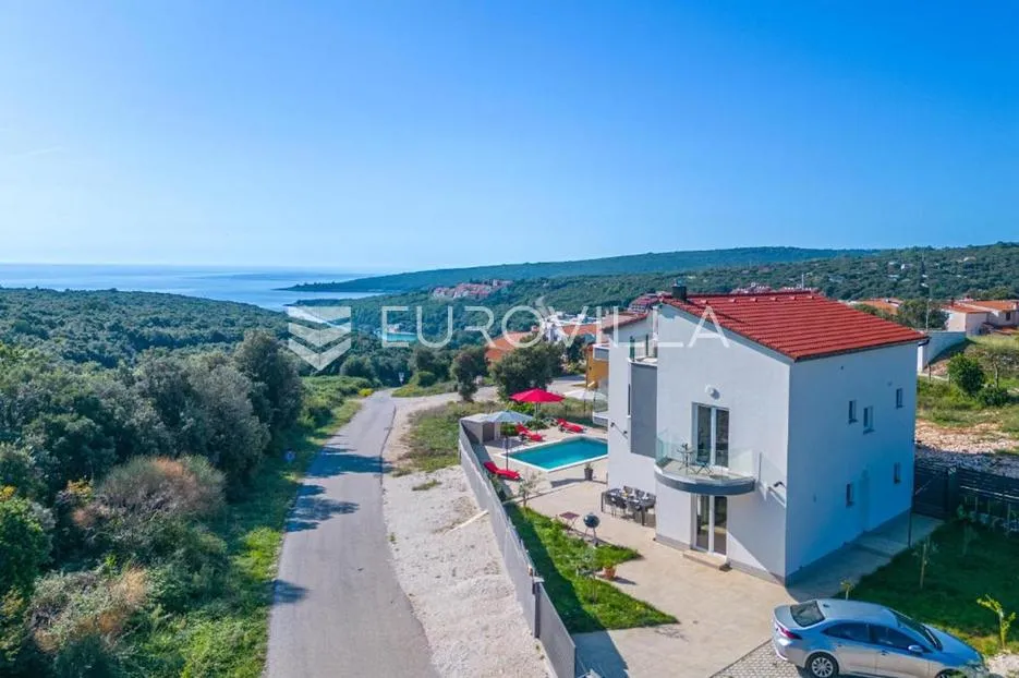 istra, duga uvala, vila s bazenom i pogledom na more - slika 3