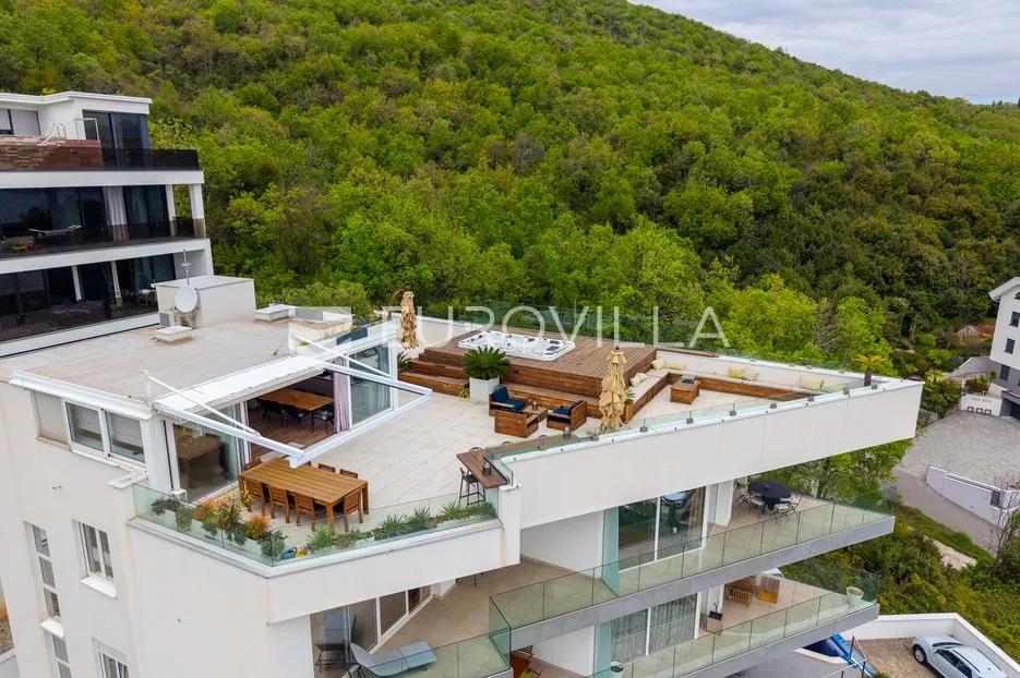 opatija, volosko, luksuzan penthaus 267 m², krovna terasa s jacuzzijem - slika 2