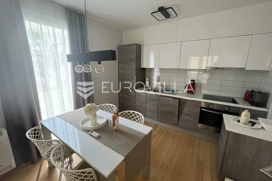 zadar, petrčane, moderan jednosoban stan, drugi red od mora, 47.95 m² - slika 2