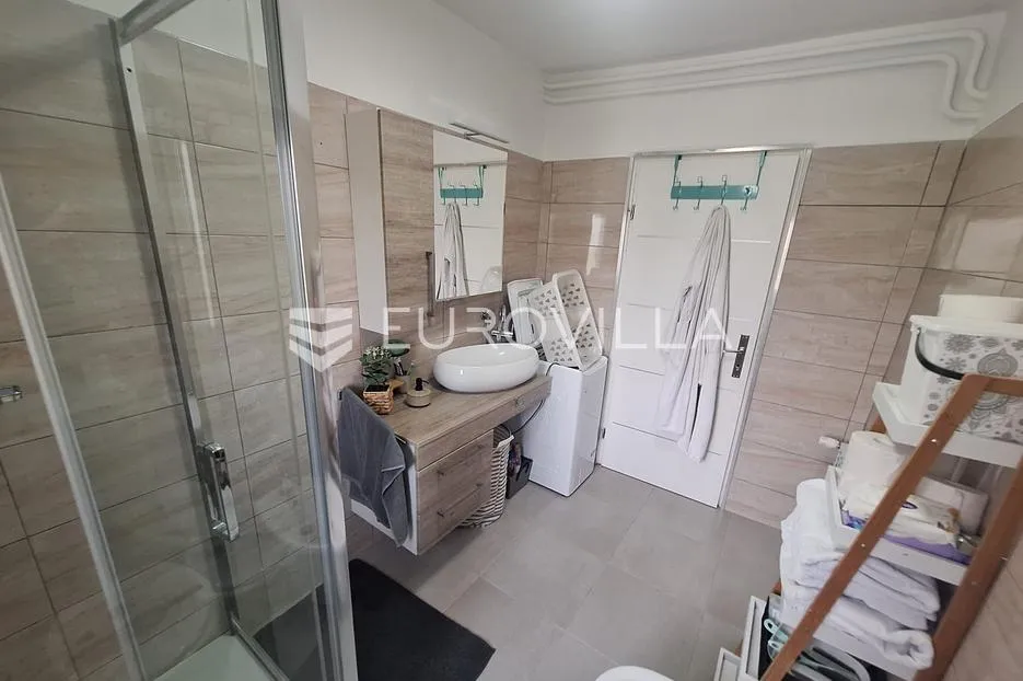 karlovac, draganić, kuća 190 m², novouređena - slika 11