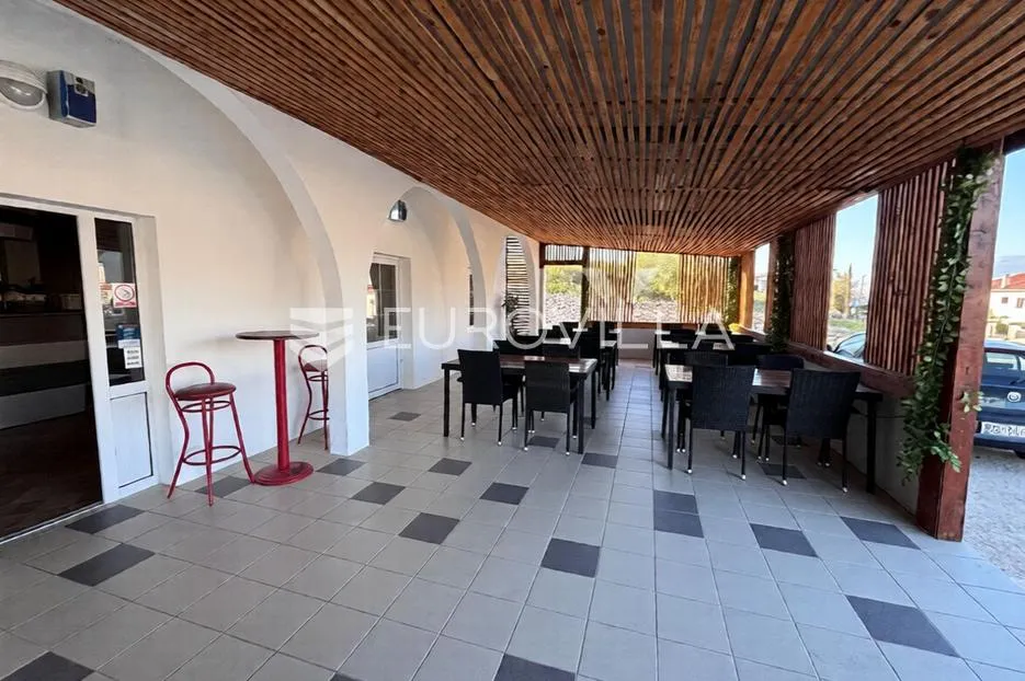 otok pag, pag, hotel s uhodanim poslovanjem, 100 m od plaže - slika 10