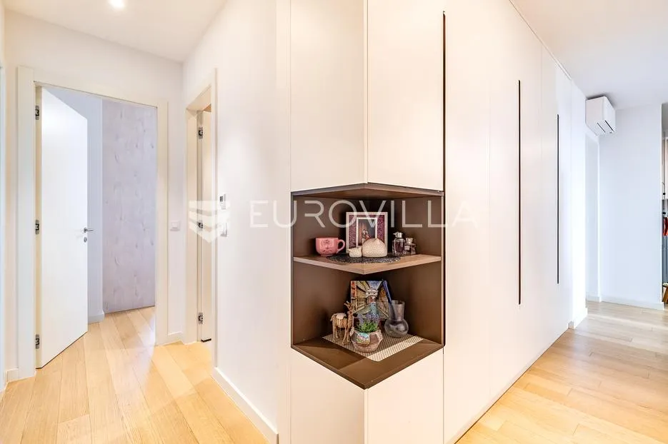 zagreb, heinzelova, četverosoban stan 128 m² s garažom - slika 3
