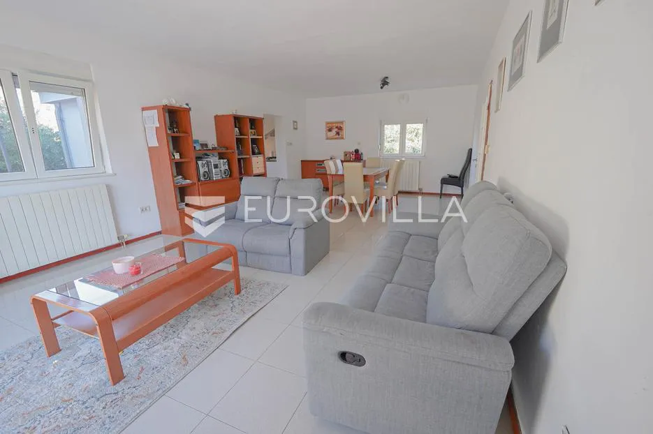 zadar, bokanjac, prostrana kuća površine 376 m² s velikim potencijalom - slika 10