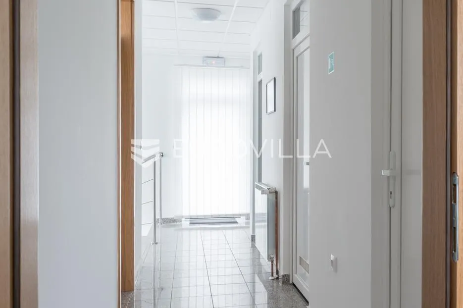 zelina, proizvodna hala od 540m2 s okućnicom od 1000m2 i voćnjakom - slika 12