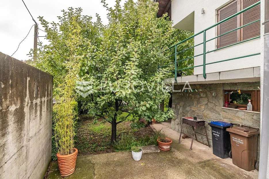 zagreb, maksimir, obiteljska kuća s vrtom, 180 m² garaža parking, najam - slika 13
