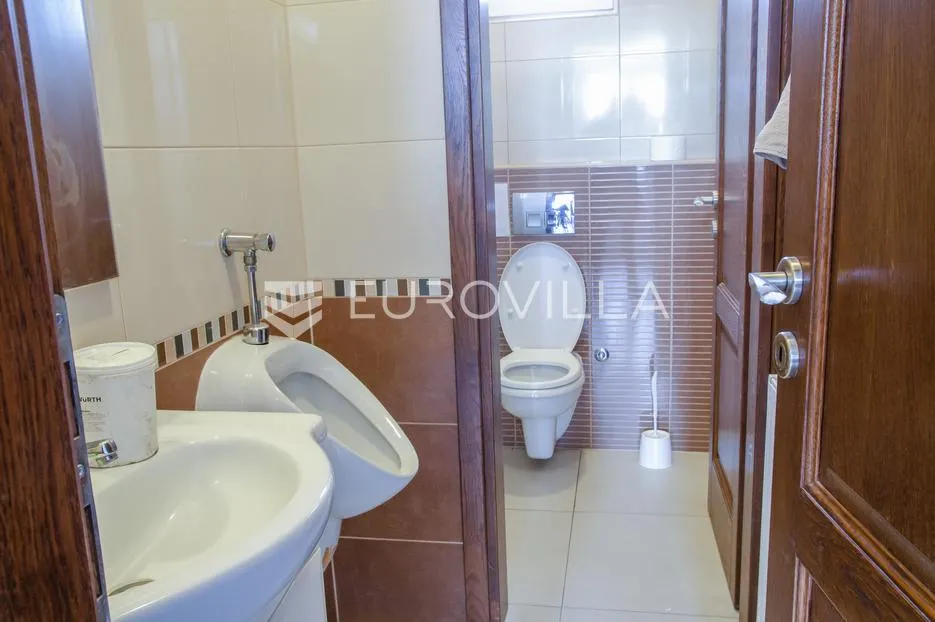 vinkovci, jošine, hala 364.60 m² s pomoćnom zgradom uredske namjene 104.80 m² - slika 16