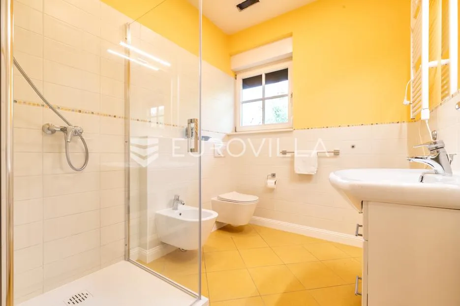 zagreb, remete, četverosoban penthouse s 2 parkirna mjesta i spremištem - slika 13