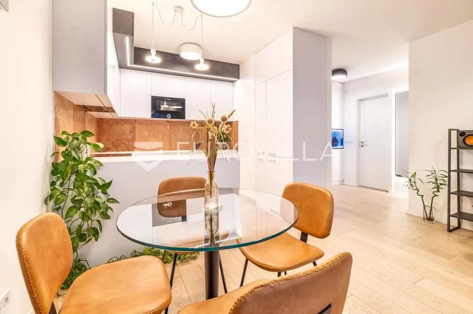 zagreb, ilica, luksuzan dvosoban stan garaža novogradnja 57 m² - slika 3