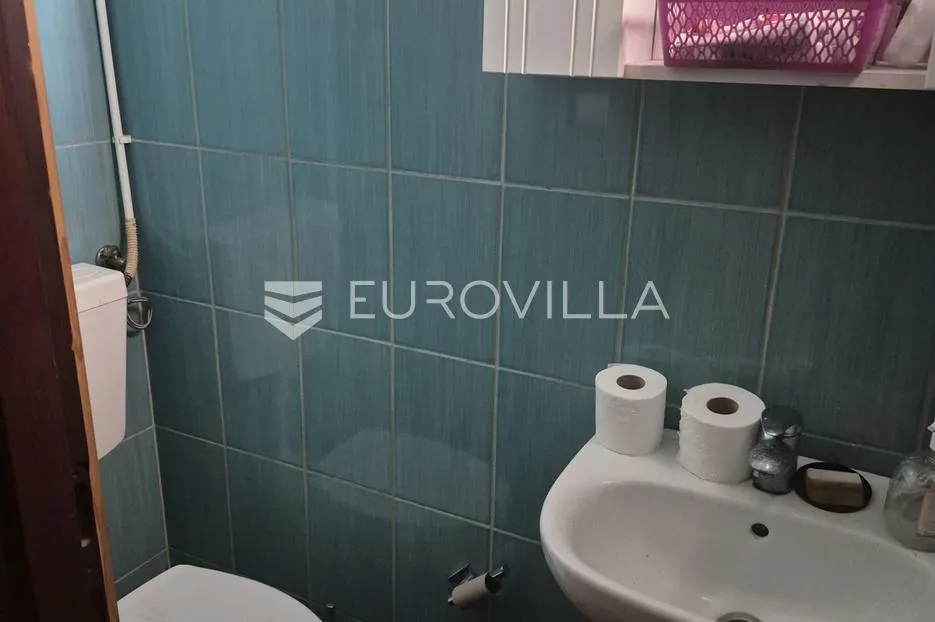 istra, rovinj, prostran dvosoban stan 127 m² s mogućnošću izvedbe 2 stana - slika 3