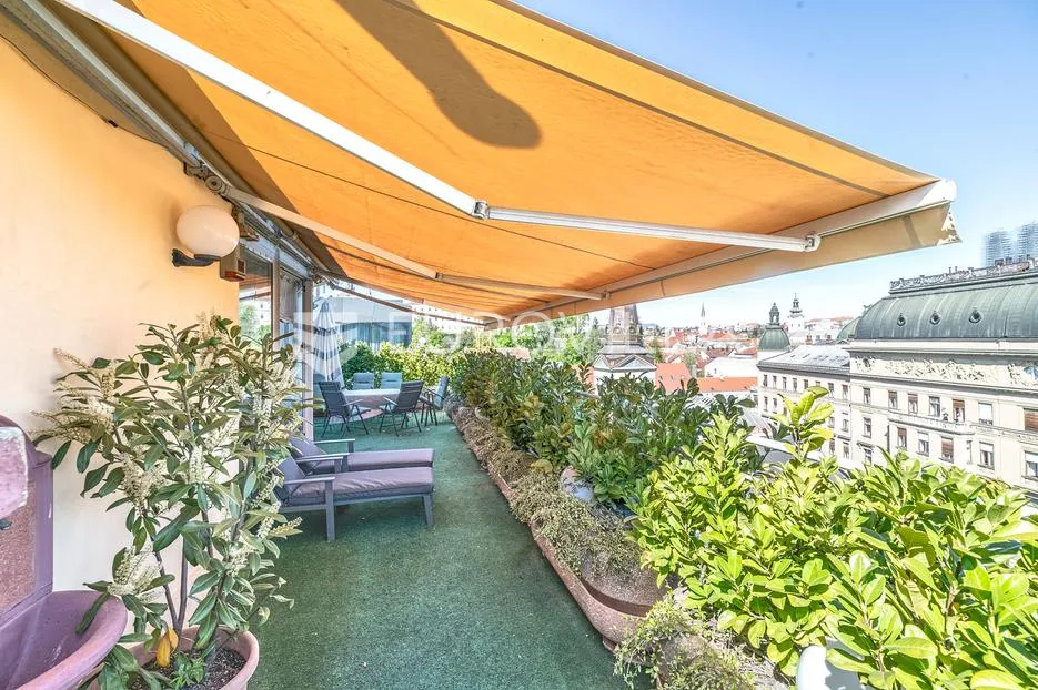 zagreb, cvjetni trg, luksuzan dvosoban penthouse 90 m² s terasom 50 m² - slika 16
