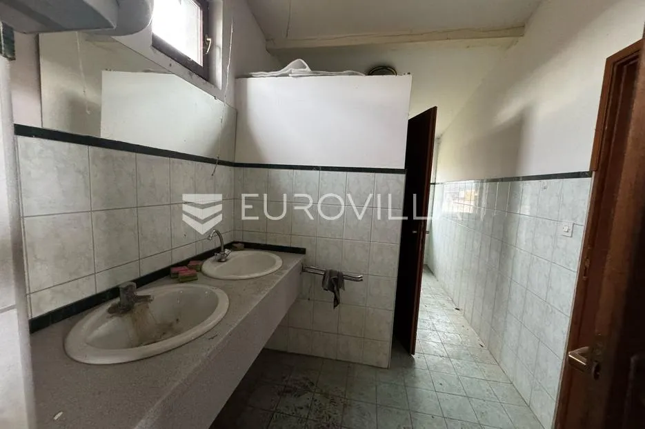 đakovo, industrijska zona, poslovni prostor na zemljištu od 3363 m² - slika 3