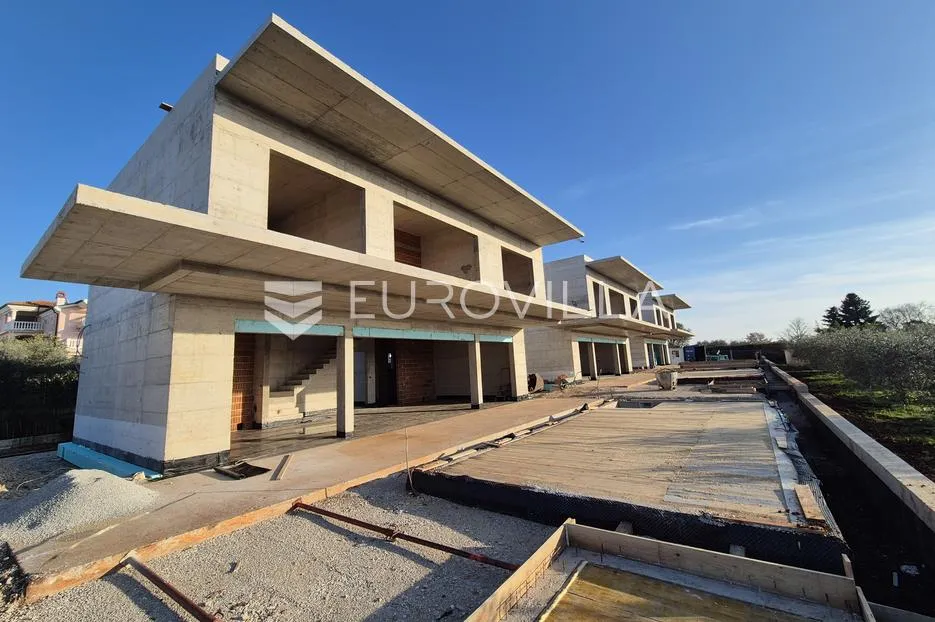 istra, poreč, luksuzna vila na 400m od mora - slika 36