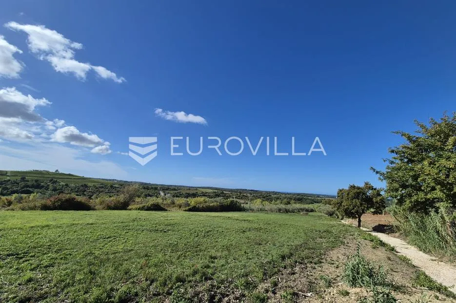 istra, buje, građevinsko zemljište 1032 m² na odličnoj lokaciji - slika 2