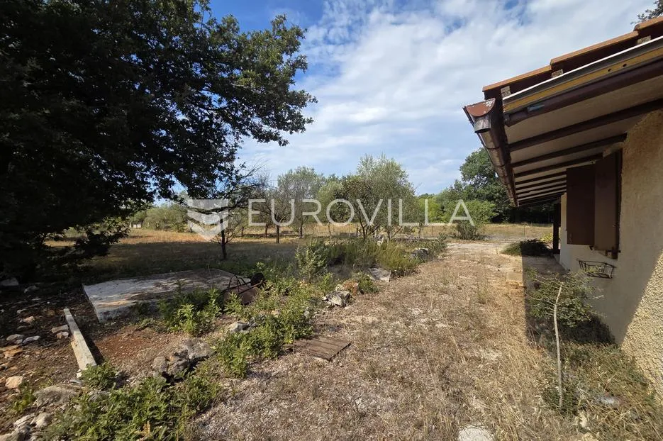 istra, pavićini, kuća za renovaciju na prostranoj parceli od 1.531 m² - slika 11