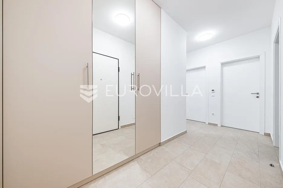 zagreb, trešnjevka, moderan trosoban stan nkp 103 m2 + garaža - slika 9