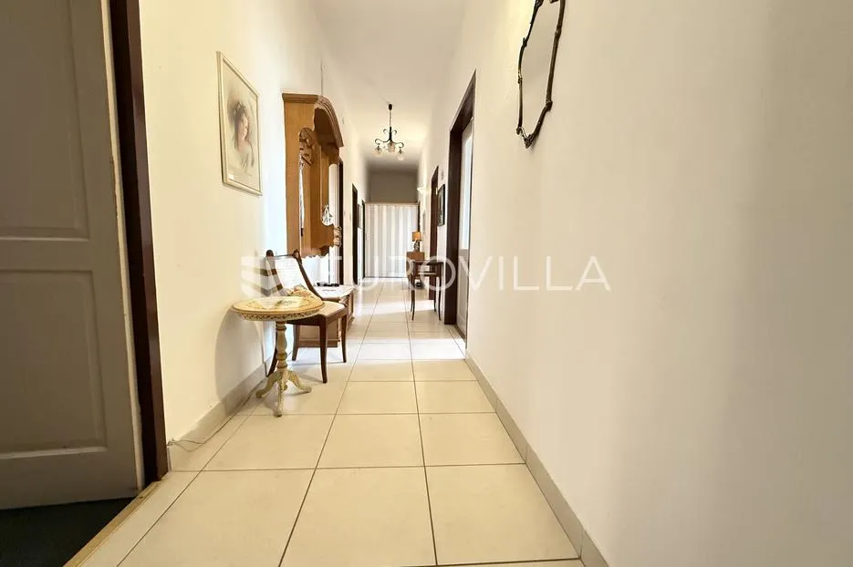 pula, veruda, prostrani stan za adaptaciju na top lokaciji, 126.50 m² - slika 6