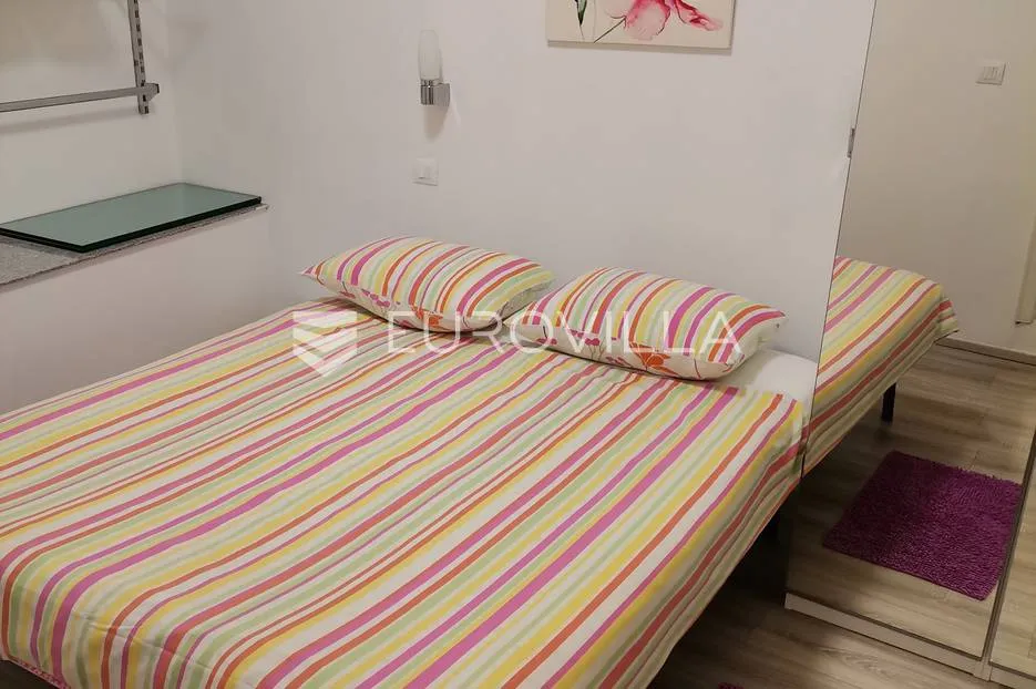 istra, rovinj, kuća s dva apartmana i vrtom 232 m2 u centru rovinja - slika 8