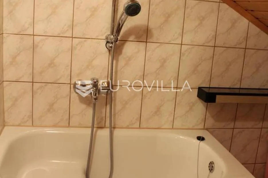 brač, splitska, apartmanska kuća s pogledom - slika 18
