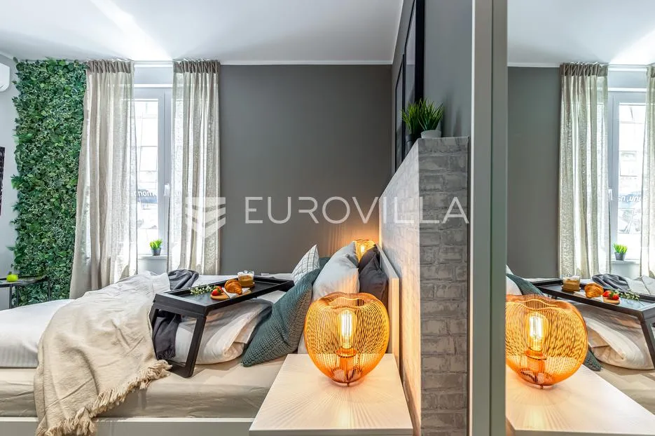 rijeka, centar, novouređen luksuzan stan nkp 98 m2 s tri apartmana - slika 14