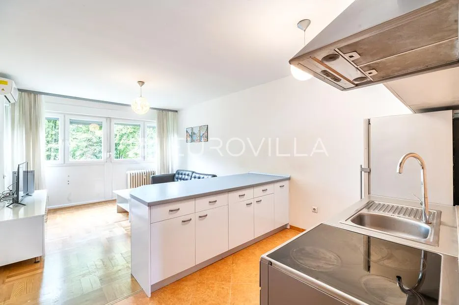 zagreb, utrina, trosoban stan na prvom katu, 58 m² - slika 2