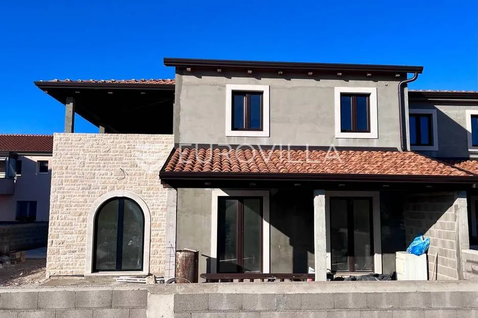 okolica poreča, dvojna kamena kuća s bazenom - slika 12