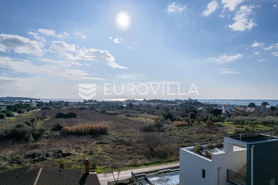 istra, novigrad, luksuzan penthouse 135 m², dvije spavaće sobe, pogled na more, parking - slika 16