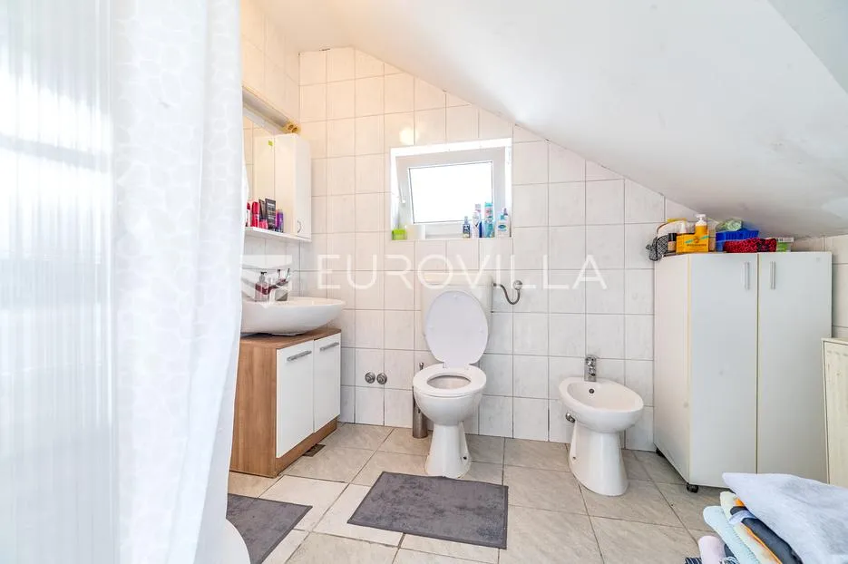 zagreb, dubec, kuća s 5 stambenih jedinica, 280 m² - slika 9