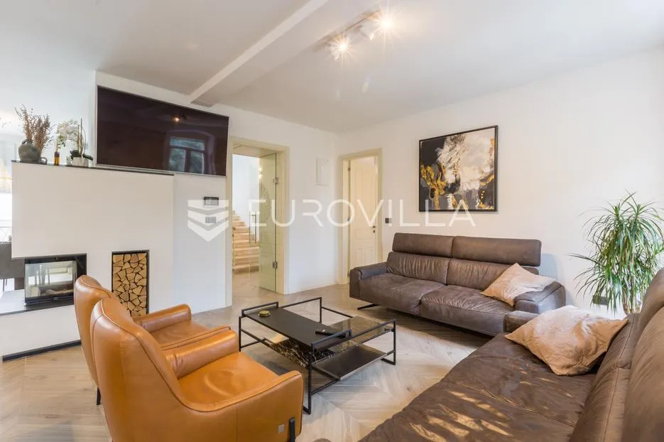 istra, pula, potpuno renovirana austrougarska villa u srcu pule - slika 6