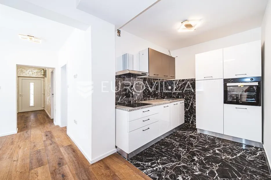 dubrava, zgrada s četiri stambene jedinice 339,17 m², podruma i šest parkirnih mjesta - slika 35