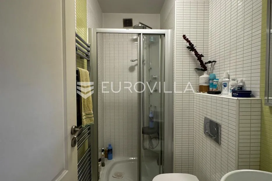 zagreb, maksimir, svetice, četverosoban stan 105 m² s loggiom - slika 15