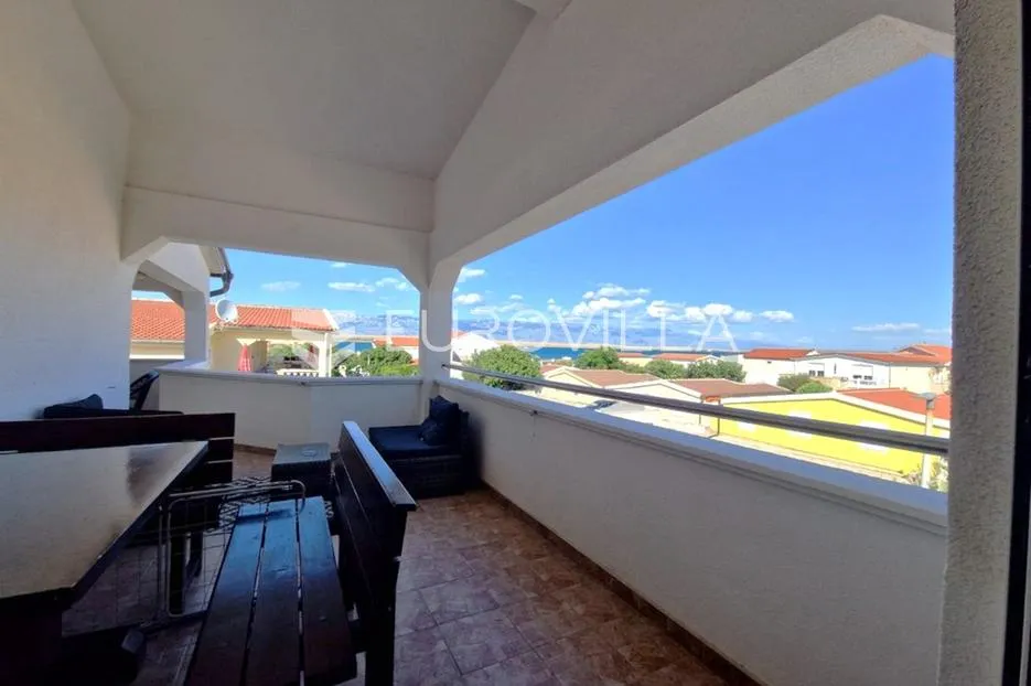 vir, 100m od mora, kuća s 4 apartmana i pogledom na more - slika 48
