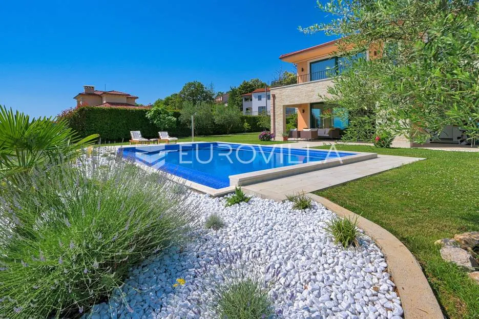 lovran, opatija, vila s bazenom, okućnicom, jedinstvena lokacija - slika 6