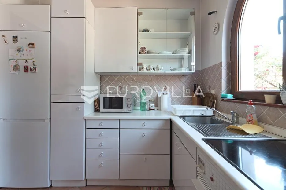 osijek, donji grad, prostrana kuća s dvorištem površine 403 m² - slika 18