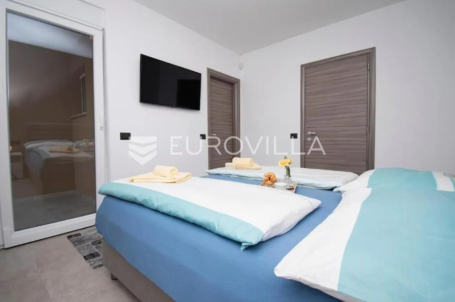 istra, vodnjan vila u mirnom djelu grada s pogledom na more sa svih etaža - slika 18