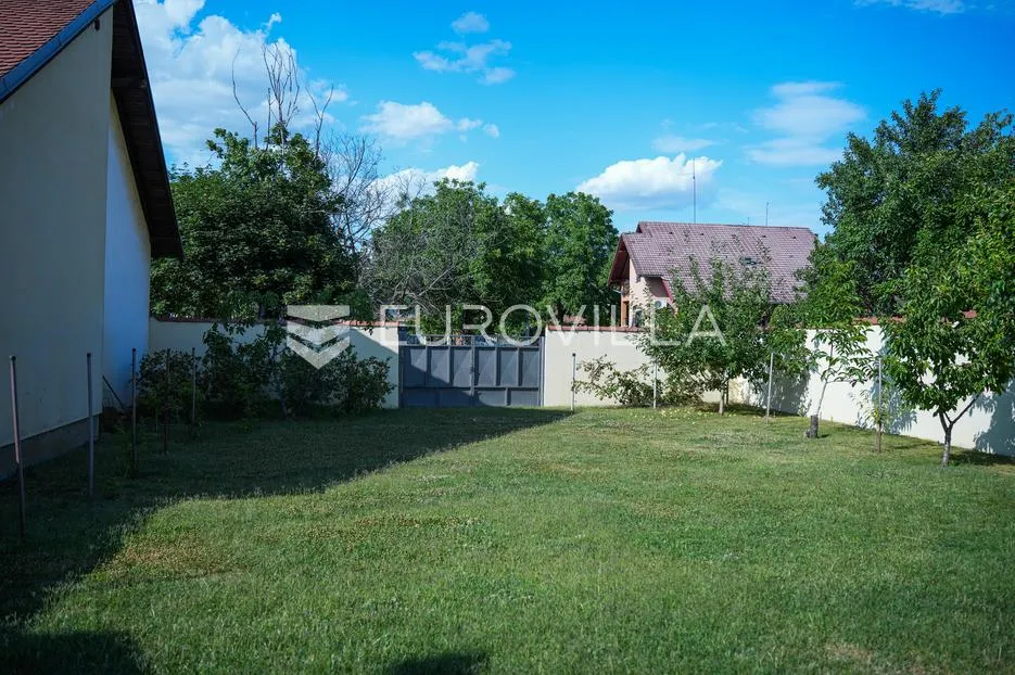 vinkovci, kuća 300 m², centar, namještena, odmah useljiva - slika 34