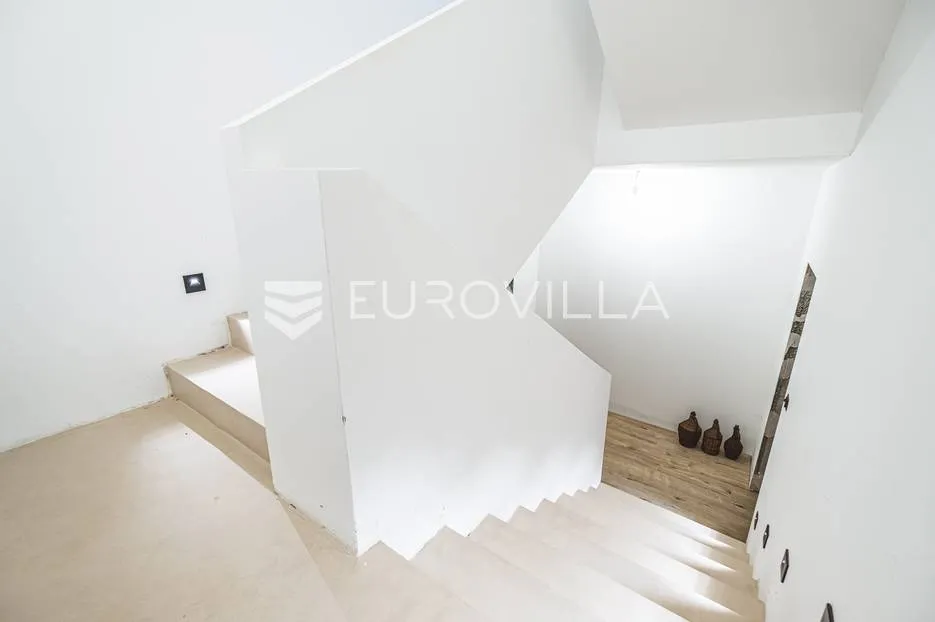 zagreb, odra, novogradnja, luksuzna moderna villa s bazenom - slika 11