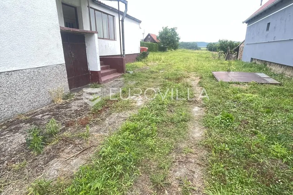 trnjani, kuća za adaptaciju na parceli 1235 m² - slika 3