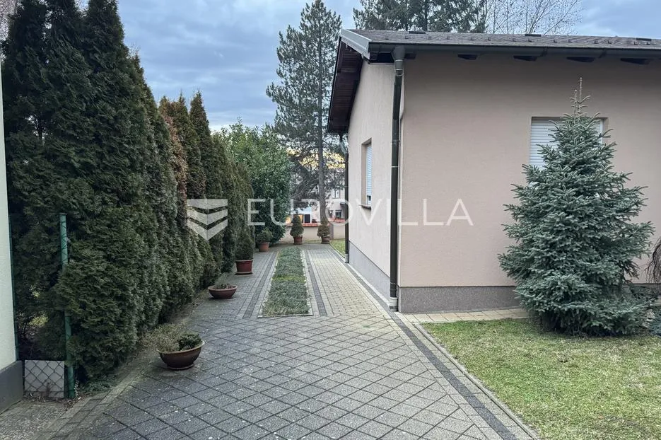đakovo, centar, luksuzna kuća 470 m2 na izuzetnoj lokaciji - slika 55