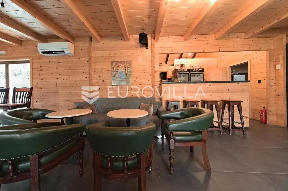 baranja, poslovni kompleks od 6 kuća za najam na 16.000 m² površine - slika 3