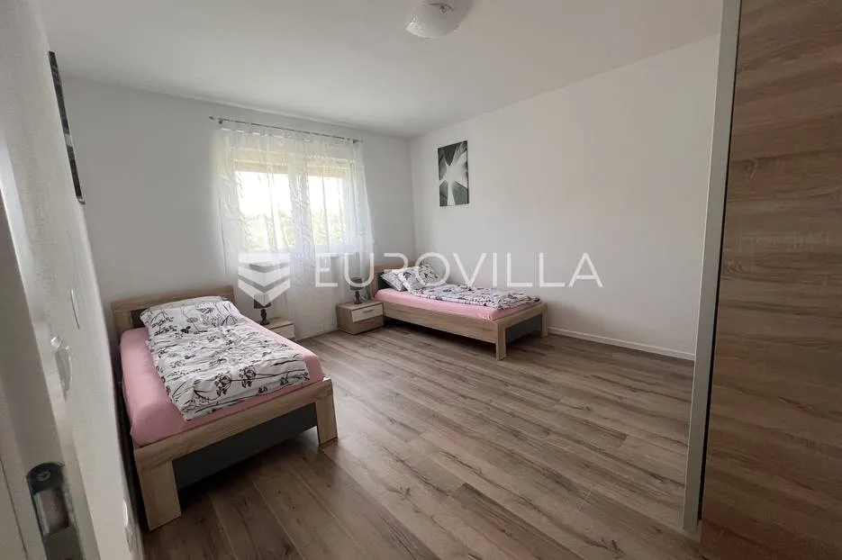 istra, buroli, kuća s bazenom, 140m2 - slika 21
