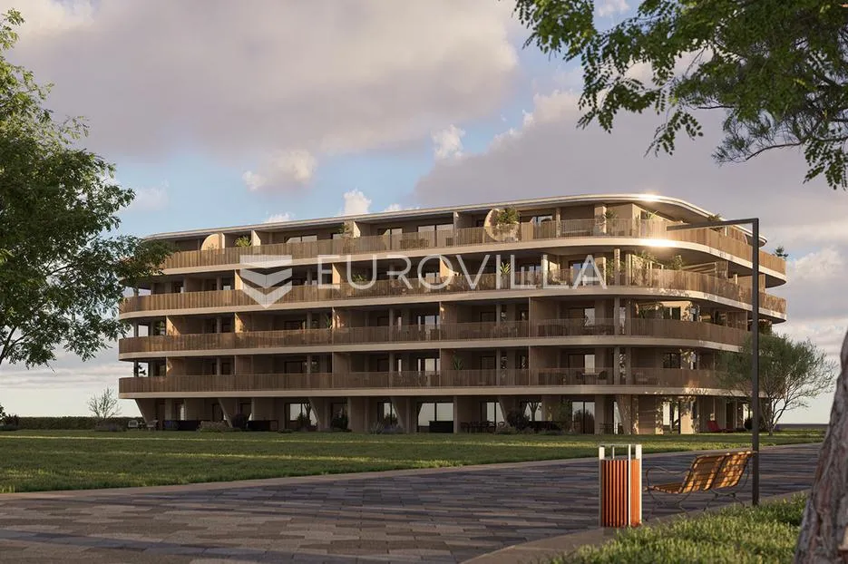 Istra, Umag, moderan dvosobni stan s predivnim vrtom od 300 m², S004