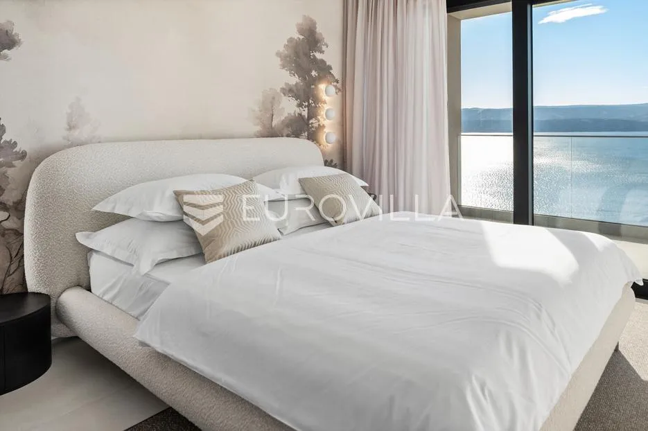 omiš, luksuzna vila s pet soba panoramskim pogledom na more, bazen te garaža - slika 11