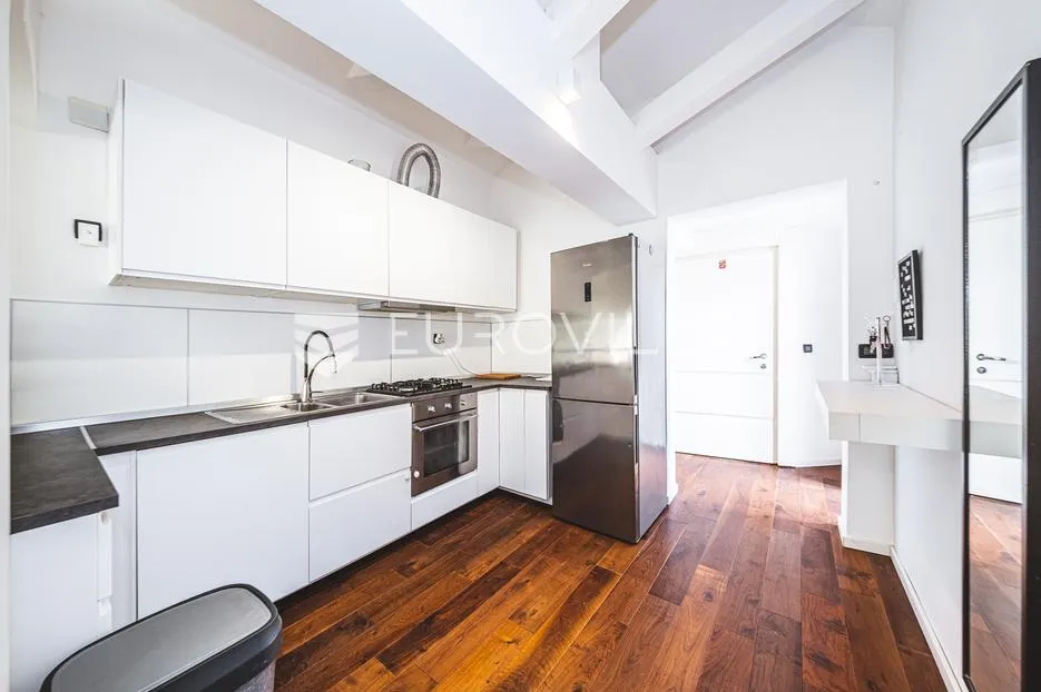 zagreb, trešnjevka, prekrasan trosoban stan 120 m² - slika 6