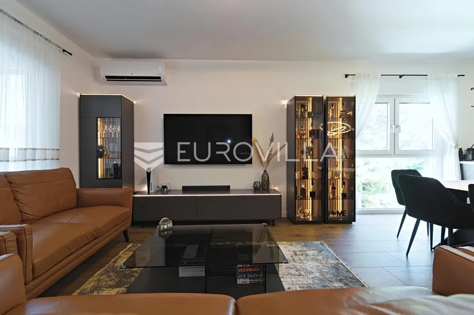 osijek, gornji grad/centar, moderan peterosoban stan 150 m² u novogradnji - slika 6