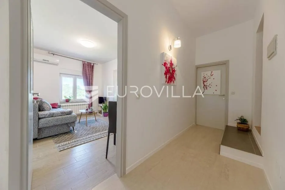pula, apartmanska kuća na izoliranoj lokaciji - slika 14
