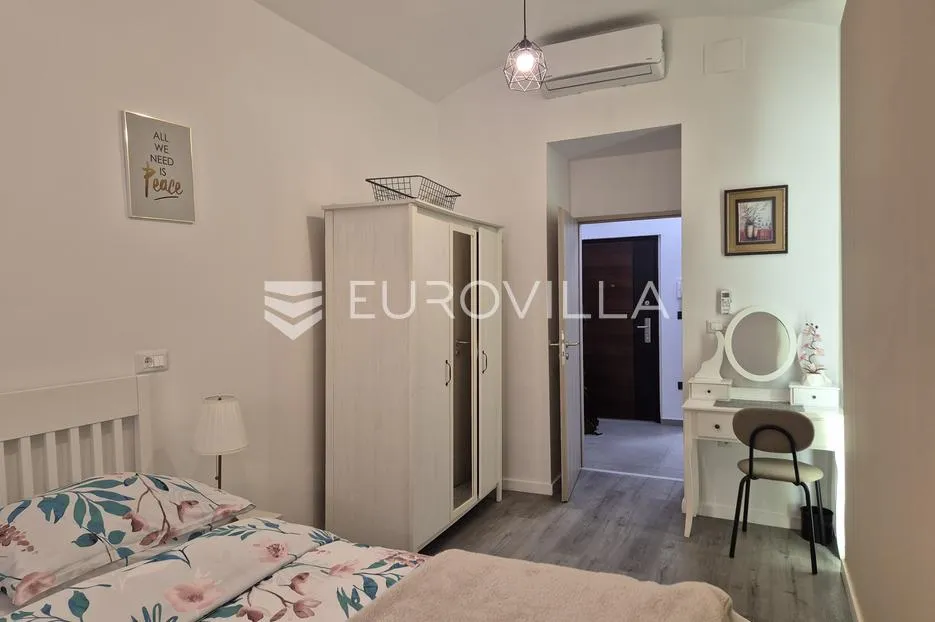 zagreb, šenoina, dvosoban stan 42 m² - slika 9