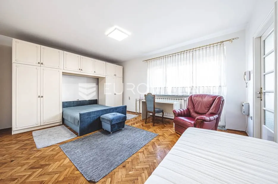 zagreb, črnomerec trosoban stan nkp 80 m2 - slika 2