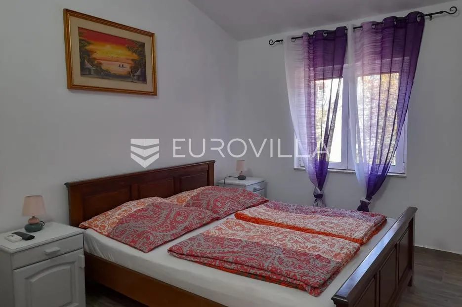istra, fažana, prostrana kuća površine 200 m² s bazenom, 600 m od mora - slika 13